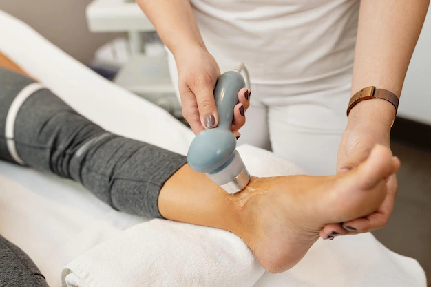 Curso de eletroterapia aplicada à fisioterapia dermatofuncional facial corporal e cirúrgica